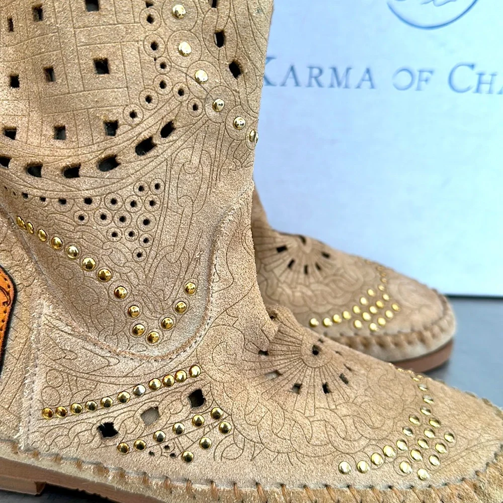 Karma of Charme laser-cut, embossed and gold studded soft leather slouch boots. - Picture 7 of 10